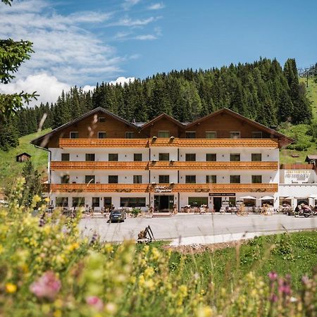 Laguscei Dolomites Mountain Hotel Arabba Exterior foto
